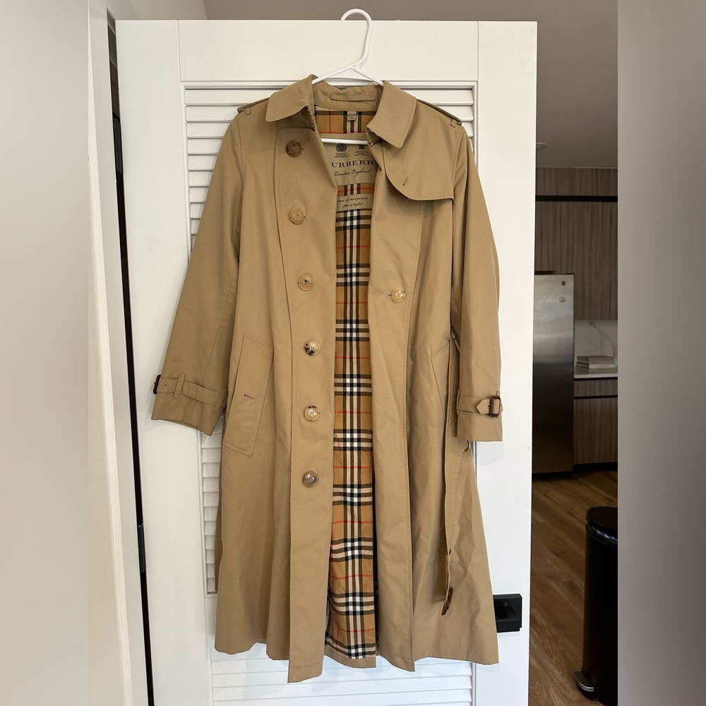 Burberry Kensington trench coat